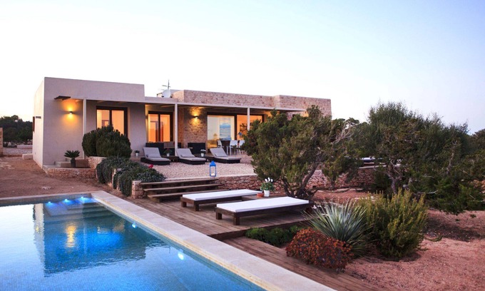 Formentera Ski Chalet | Stunning Romero en Can Corda with Private Pool & Ocean Views