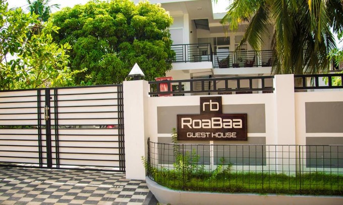 Batticaloa House | Budget-Friendly RoaBaa Guesthouse with Breakfast Included