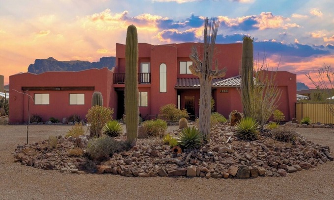 Apache Junction House | Idyllic Roadrunner Retreat: Wildlife Views & Poolside Bliss