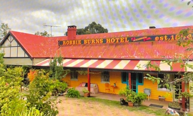Wyndham House | Discover Robbie Burns Hotel: Pet Friendly & Family-Ready