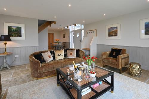 Murthly House | Discover Robin Cottage: Your Perfect Getaway Awaits