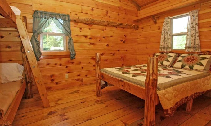 Lenhartsville Other | Relax at Robin Hill Camping Resort with Poolside Cottages