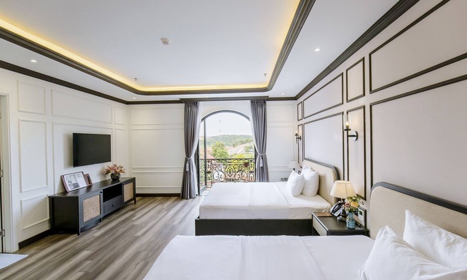 Gia Nghia Apartment | Experience Robin Hotel: 4-Star Stay with Lake Views & More