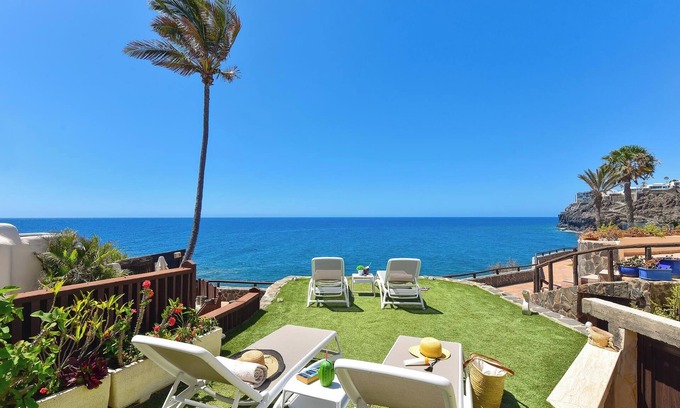 Playa del Aguila Apartment | Relax at Roca del Mar 7 with Pool, Spa & Family Amenities