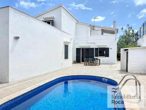 Fornells House | Family-Friendly Retreat at Roca Fornells, Punta Gran