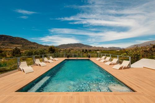 Alora House | Kid-Friendly Stay at Rocamadour Casa del Caminito - 4 Stars