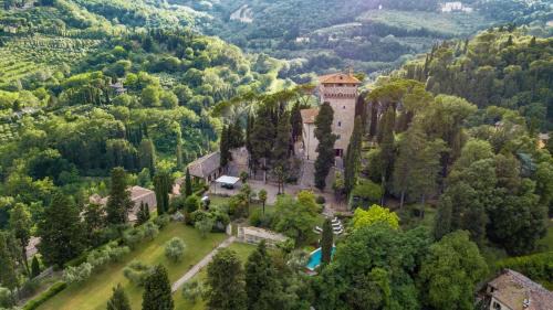 Cetona Villa | Discover Rocca di Cetona: A Unique Medieval Castle Retreat