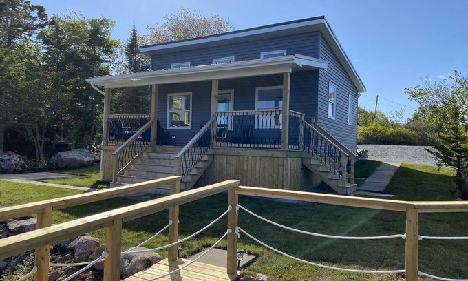 Bayside Cottage | Seaside Escape at Rock Haven Cottage with Ocean Views