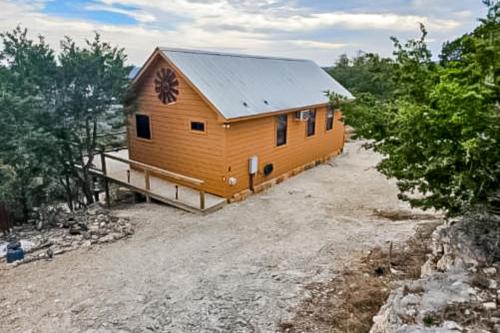 Fredericksburg House | Family-Friendly Rock of Ages Cabin in Amazing Grace Canyon