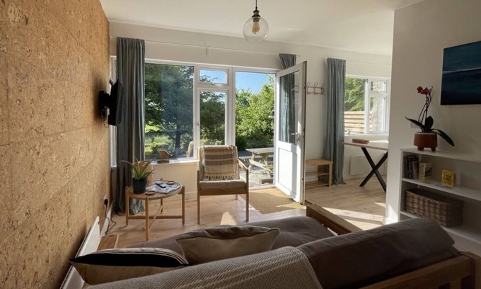 Lynton House | Rock Pipit Lodge: Pet Friendly Escape by Moor and Sea