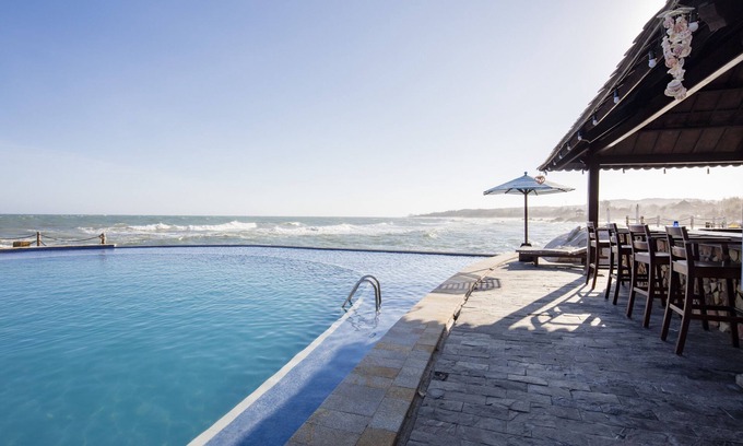 Ke Ga Resort | Relax at Rock Water Bay Beach Resort & Spa with Ocean Views