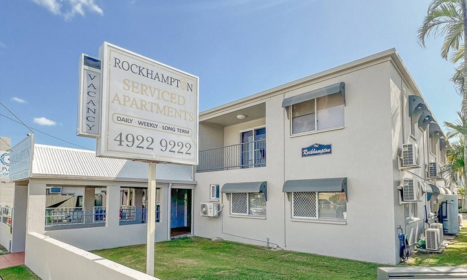 Allenstown Apartment | Family-Friendly Rockhampton Serviced Apartments with Pool