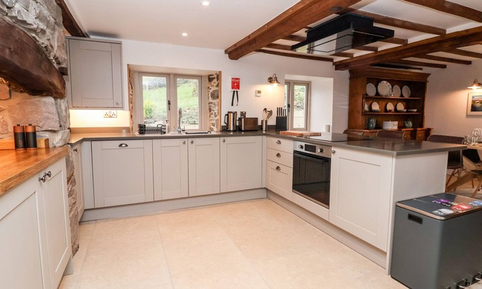 Newcastle-on-Clun Cottage | Rockhill Farmhouse