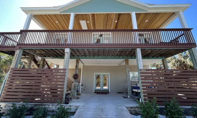 North Captiva House | Rockstar Beach House with Private Boat Dock & Ocean Views