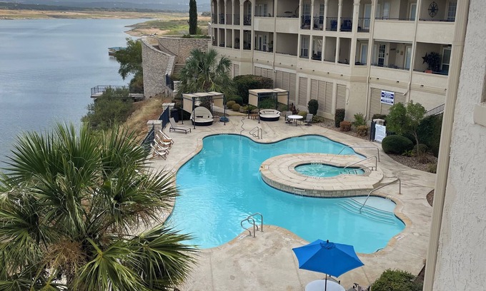 Highland Lake Estates Condo | Serene Rockstar Lake and Pool View Condo with Top Amenities