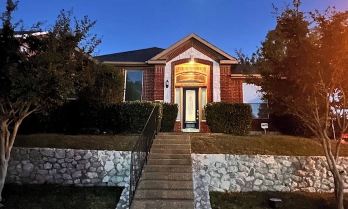 Rockwall House | Rockwall Harbor Home