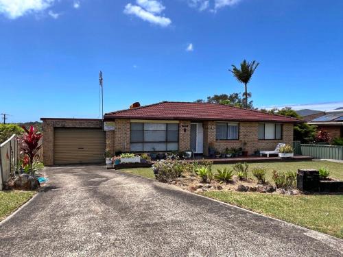 South West Rocks House | Child-Friendly Comfort at Rocky Hotel for Your Family Getaway