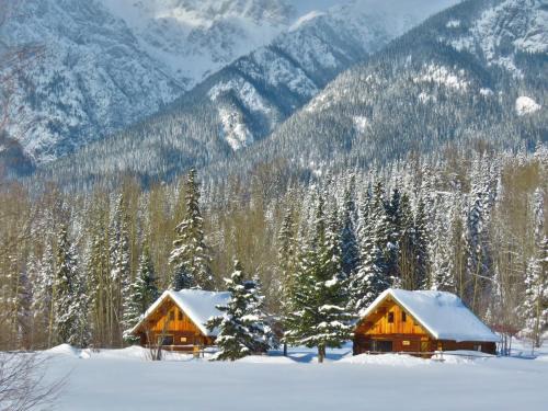 Moricetown Resort | Pet-Friendly Rocky Ridge Resort: Guest Rated 9.5/10