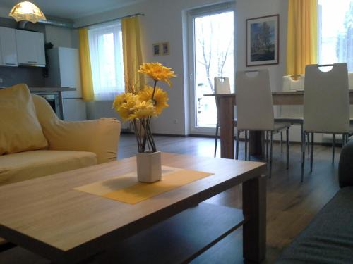Frymburk Apartment | Family Apartment Lucie Near Spa & Ocean Views in Frymburk