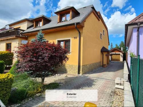 Velky Slavkov House | Family-Friendly Retreat "Ako doma" with Top Guest Rating