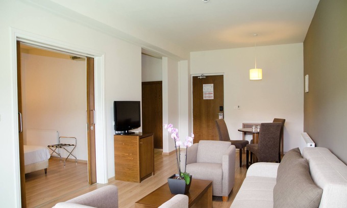 Agros Hotel | Experience Comfort at Rodon Hotel and Resort with Spa & Pool
