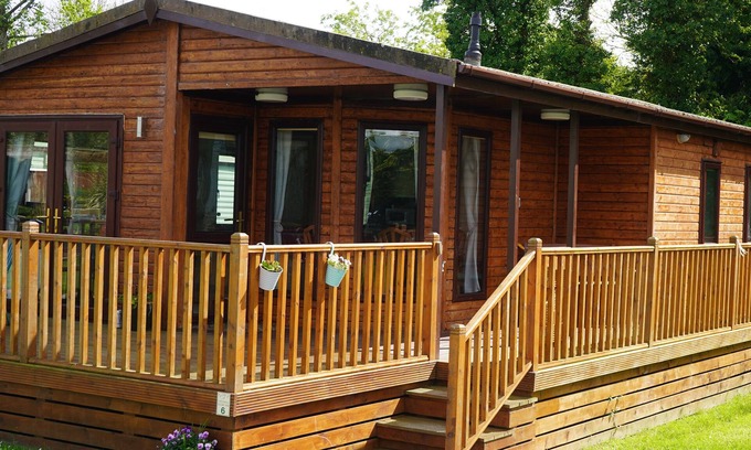 Newton Stewart Cottage | Pet-Friendly Roe Deer Lodge with Garden in Whithorn