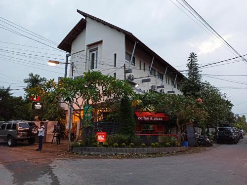 Medan House | Budget-Friendly Retreat at Roemah 28 Syariah with Breakfast