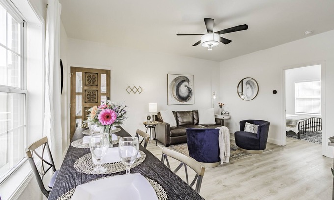 Rogers House | Rogers Retreat: Ideal for Families and Pet Lovers
