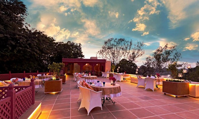 Rohet Hotel | Discover Rohet Garh: Family-Friendly with Pool & Breakfast