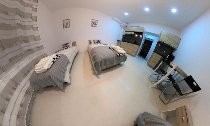 Lodz Apartment | Budget-Friendly Stays at Rokicinska54 with Family Amenities