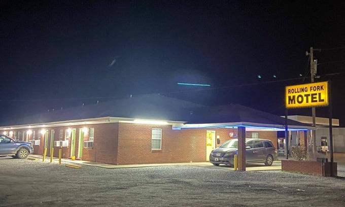 Rolling Fork Hotel | Eco-Friendly Rolling Fork Motel: Family Fun Awaits
