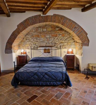 Lucignano Apartment | Pet-Friendly Retreat at Roma 88 with Perfect Review Score