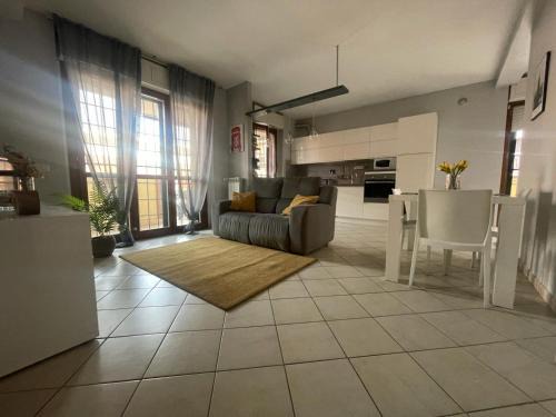 Torre Angela Apartment | Roma House 93: Guest Rated 9.7, Pet and Child Friendly Stay