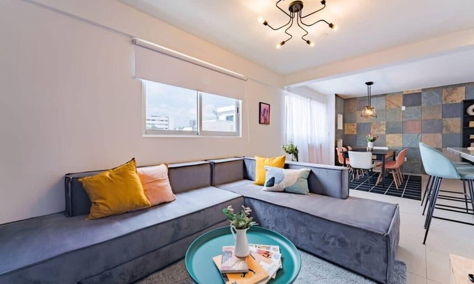 Roma Norte Condo | Roma Norte Group Stay: Ideal for Work and Leisure