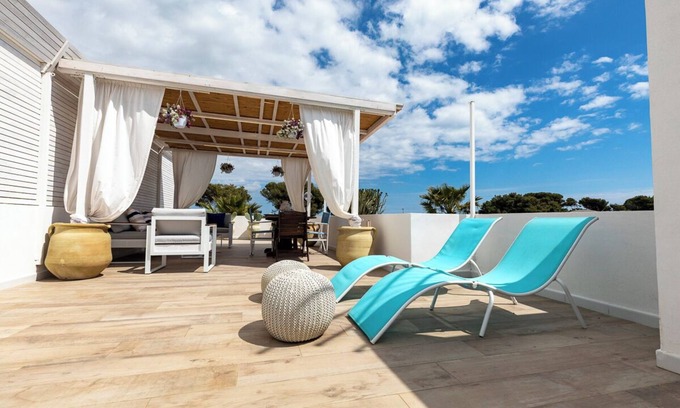Santa Maria del Focallo Apartment | Romantic House Porto Ulisse: A Unique Family Getaway