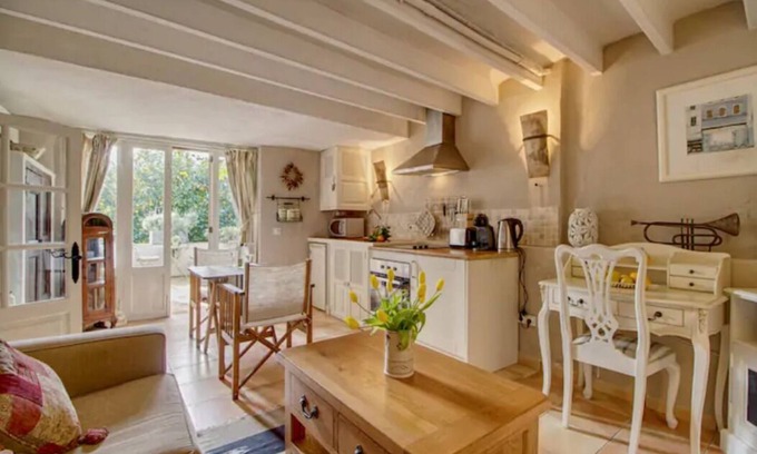 Fornalutx Apartment | Romantic Getaway with Private Patio & Ocean Views