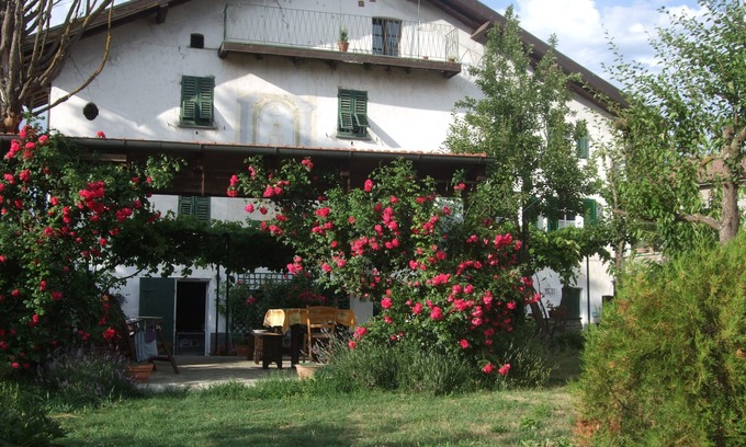 Mioglia Apartment | Romantic Retreat for Two in Historic Liguria with Spa