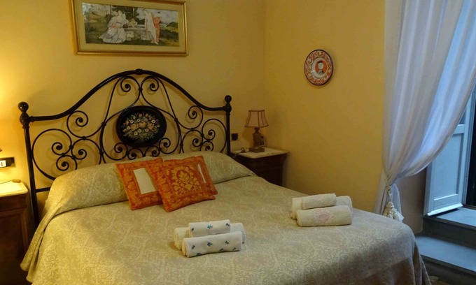 Gubbio Bed & Breakfast | Experience Romance at a Cozy Gubbio B&B with Hot Tub