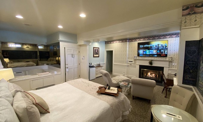 Lee Bed & Breakfast | Intimate Boutique Hotel with Firespa Suite & Spa Access