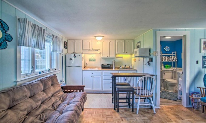 Dennis Port Apartment | Romantic Cape Cod Studio with Ocean Views, Steps to Beaches