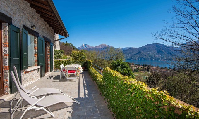 Menaggio Cottage | Idyllic Cottage Getaway on Lake Como - Rated 9.8/10