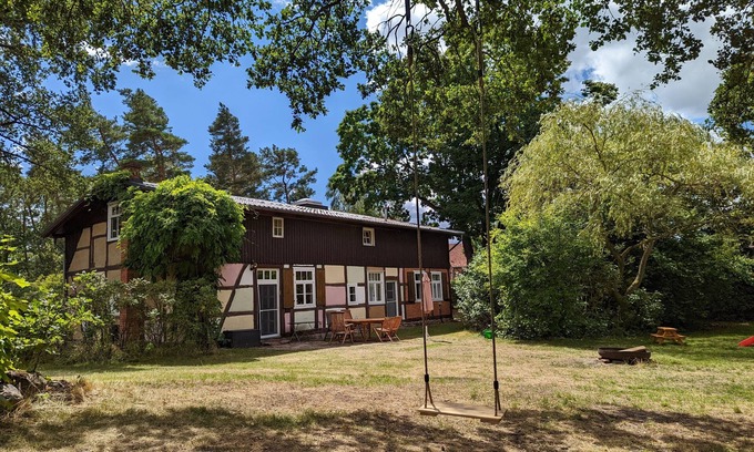 Baekern House | Romantic Retreat with Pool, Garden & Fireplace by the Lake