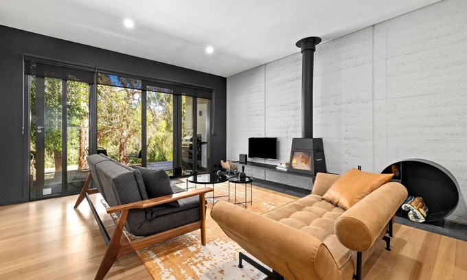 Daylesford Villa | Experience Luxury at LUXVUE on Lake Daylesford