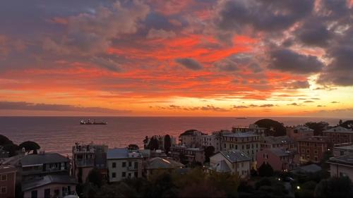 Sant'Ilario Apartment | Enchanting Sea View Retreat in Romantic Nervi