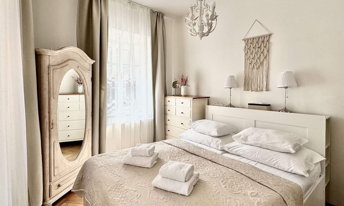 Josefov Apartment | Romantic Getaway Near St. Agnes with Family-Friendly Amenities