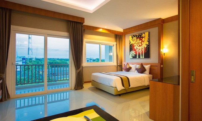 Khon Kaen Hotel | Romantic Retreat in Khonkaen with Family-Friendly Amenities