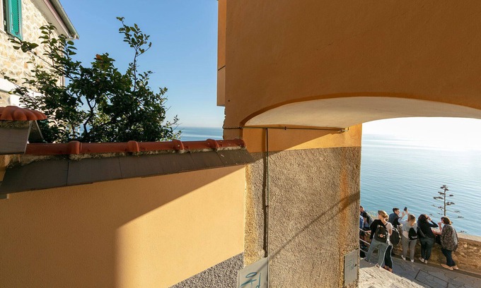 Corniglia Other | Romantic Lemon Double Room - Guest Rated 9.4/10 with Breakfast