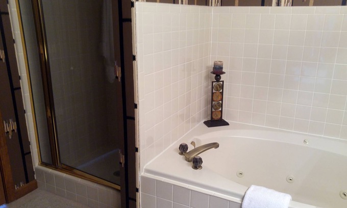Pinetop Villa | Romantic Villa at Quality Hill Resort Near Pinetop Lakes