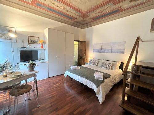Rovezzano Apartment | Enchanting Florence Studio: Perfect for Romantic Getaways