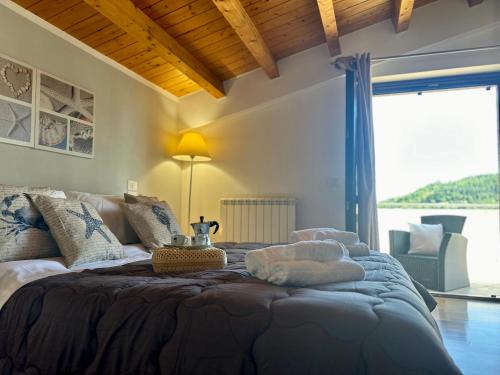 Lidarno Apartment | Romantic Penthouse with view over the Umbrian hill